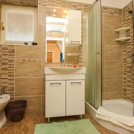Apartmán In Porec/istrien 33166